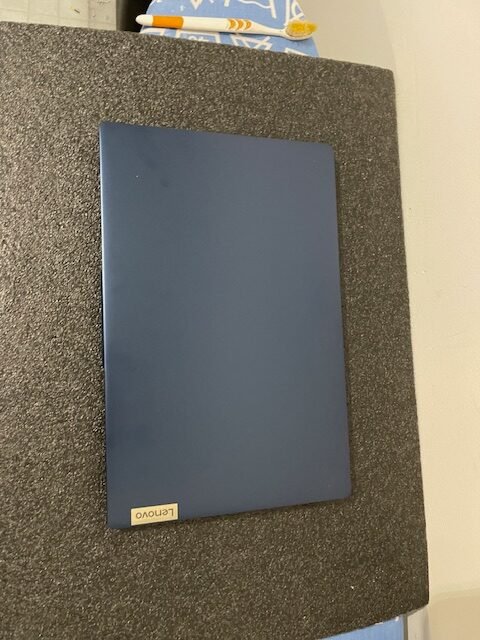 Lenovo IdeaPad Slim 3