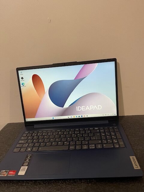 Lenovo IdeaPad Slim 3