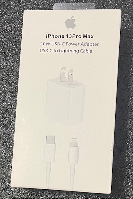 iPhone /iPad USB-C charger 20w iPhone /iPad USB-C charger 20w